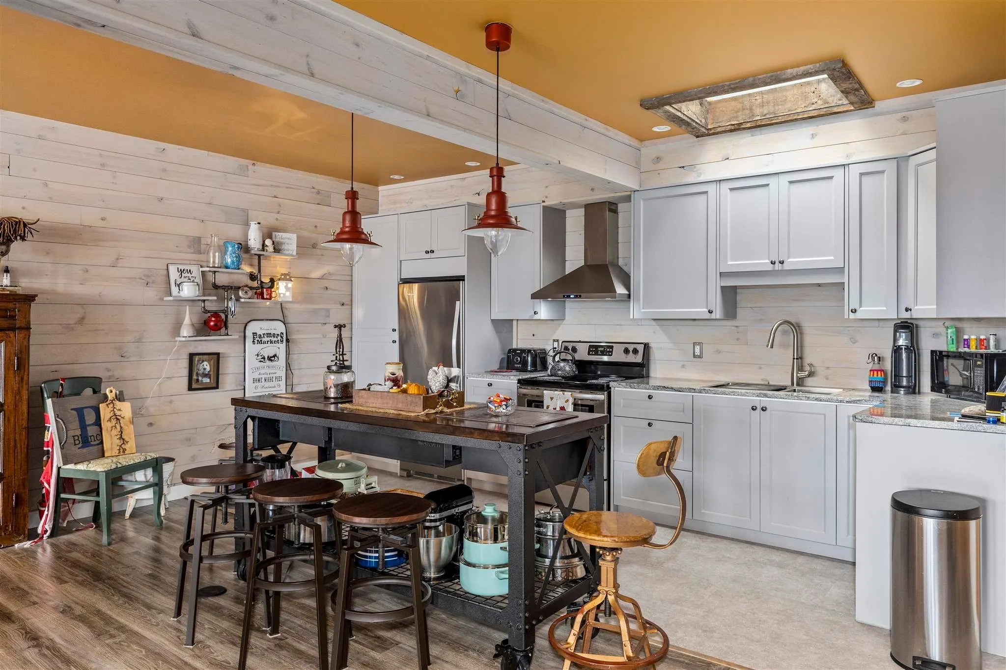 7 Woodward Avenue