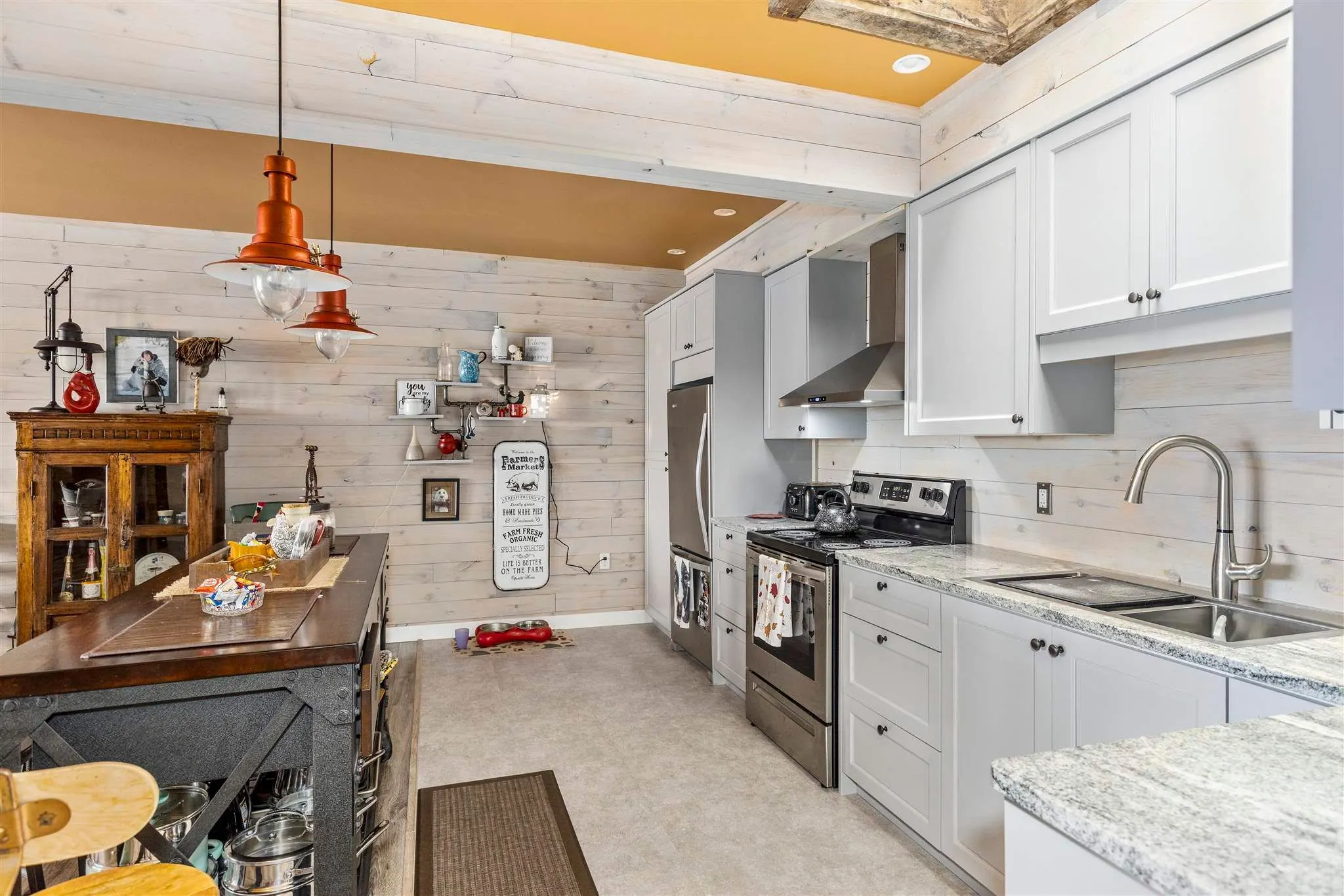 7 Woodward Avenue