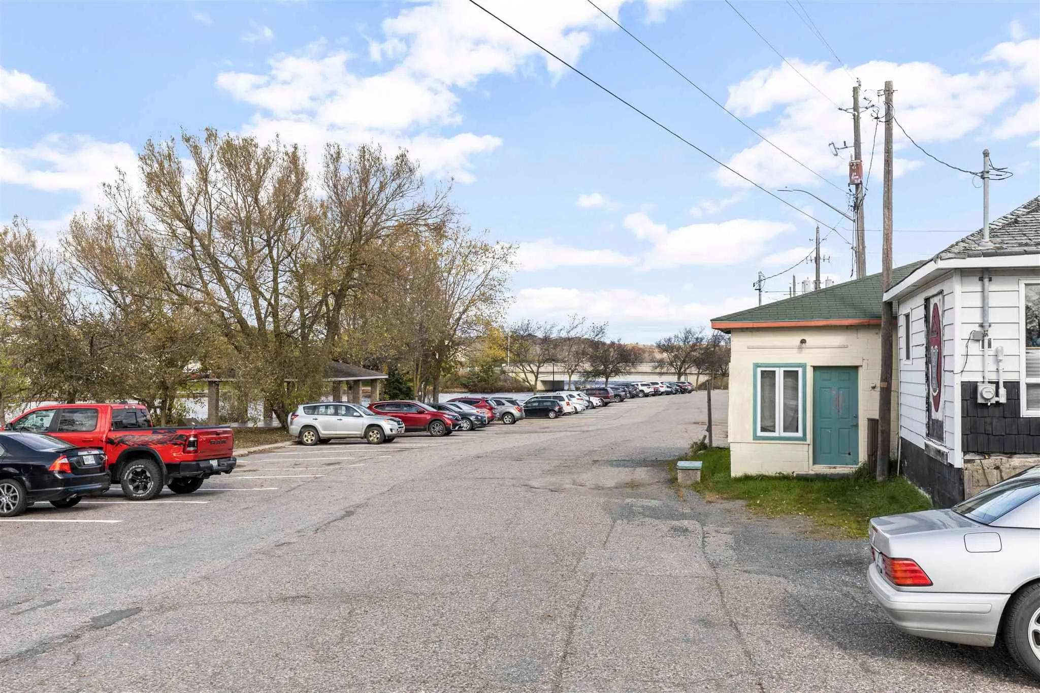 3-5 Woodward Avenue