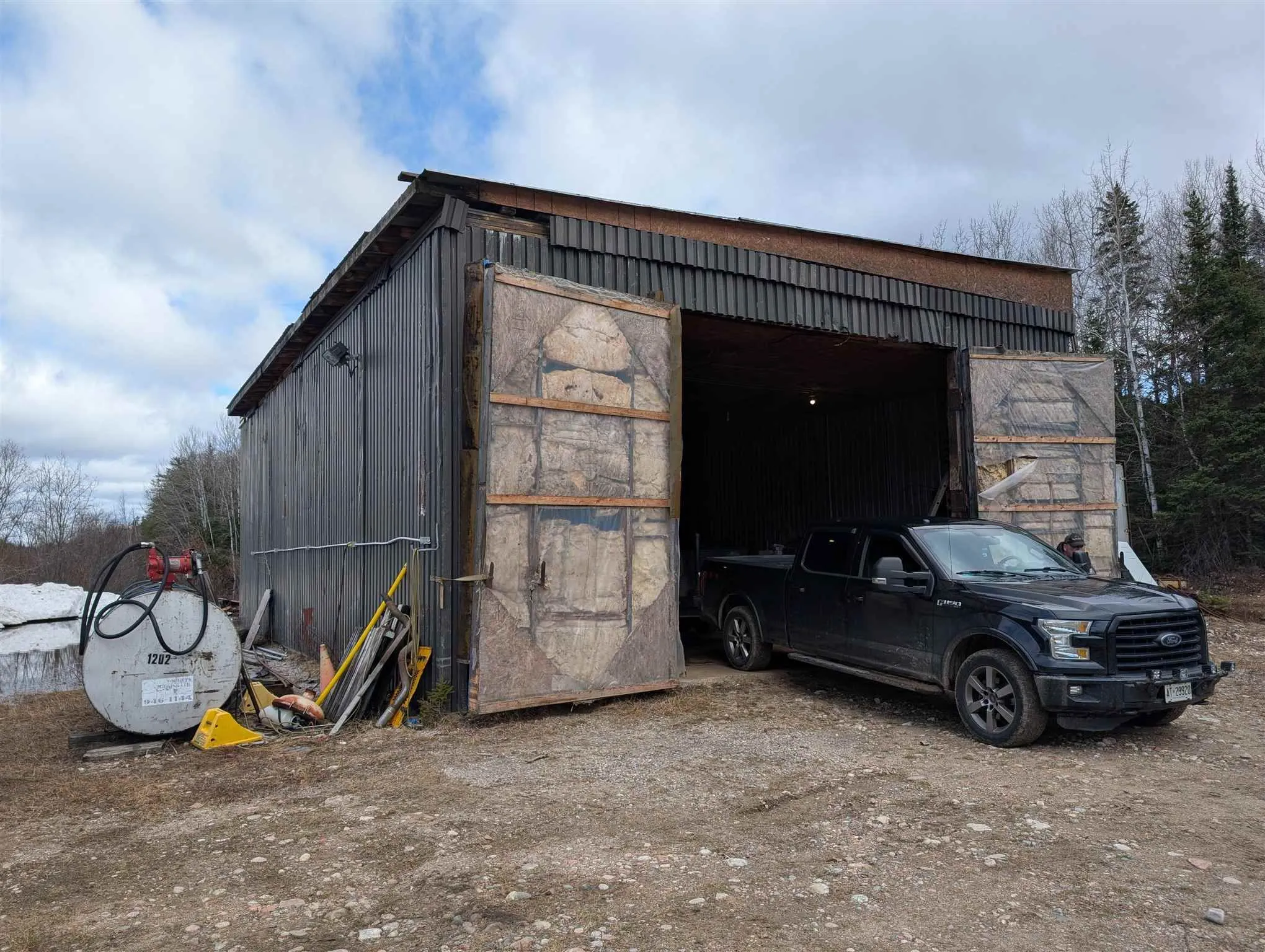 Lease MAN576 Highway 101