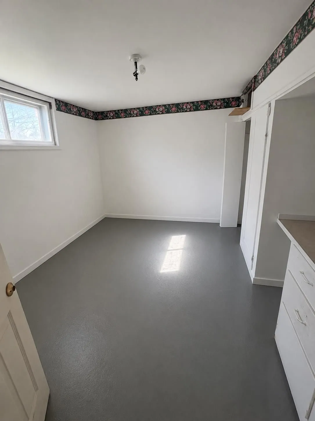 29 Eley Road