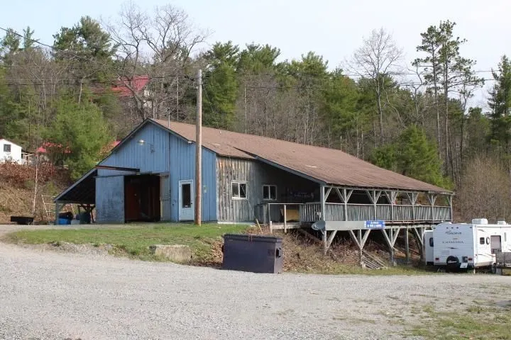 6109 Highway 557