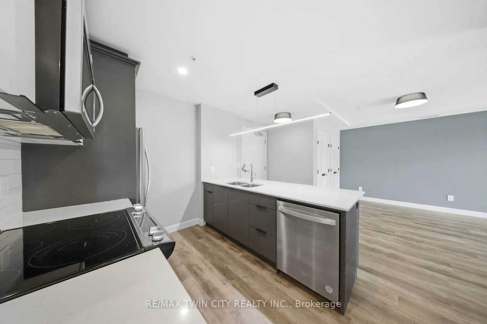 34 Norman Street #108