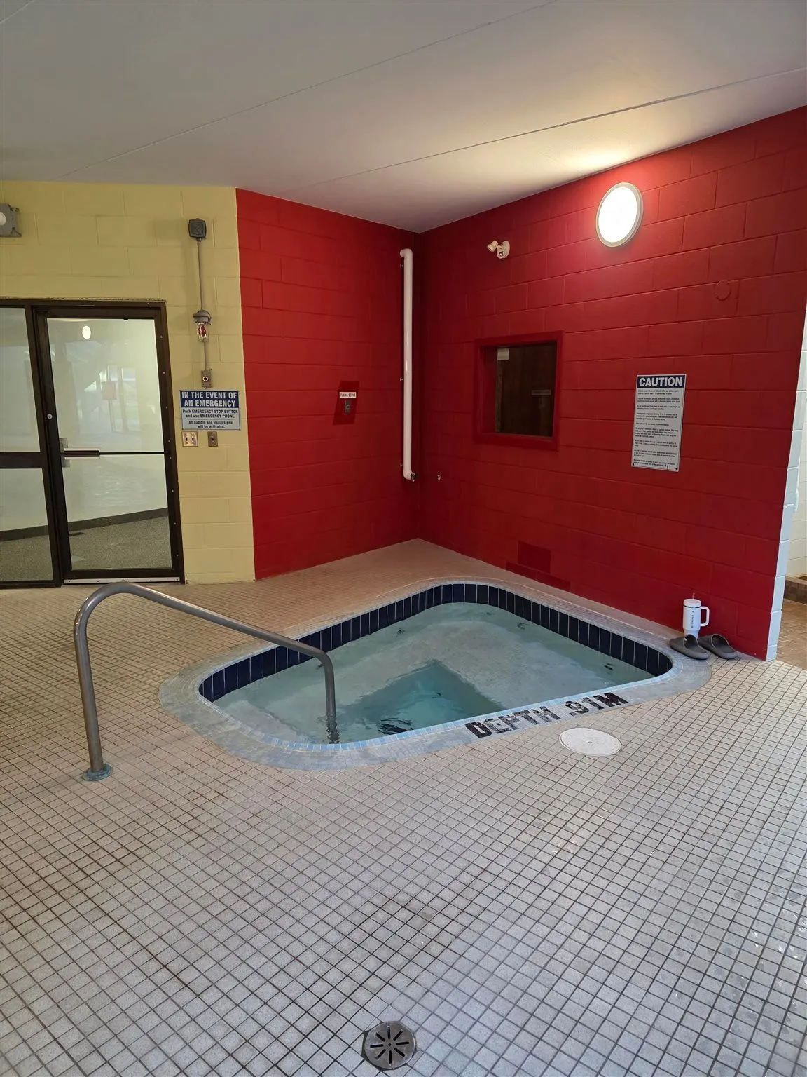 303 MacDonald Avenue #208
