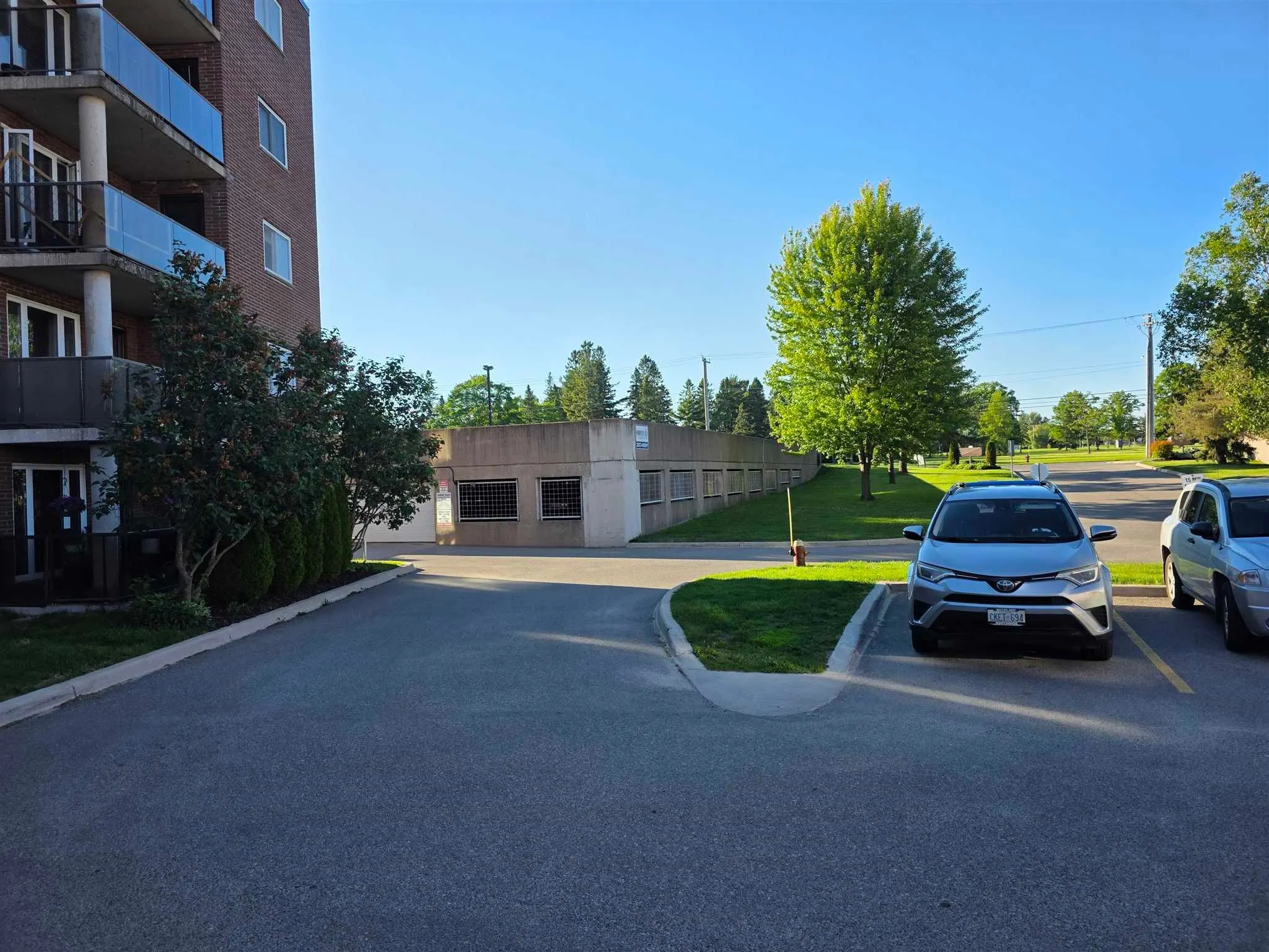303 MacDonald Avenue #208