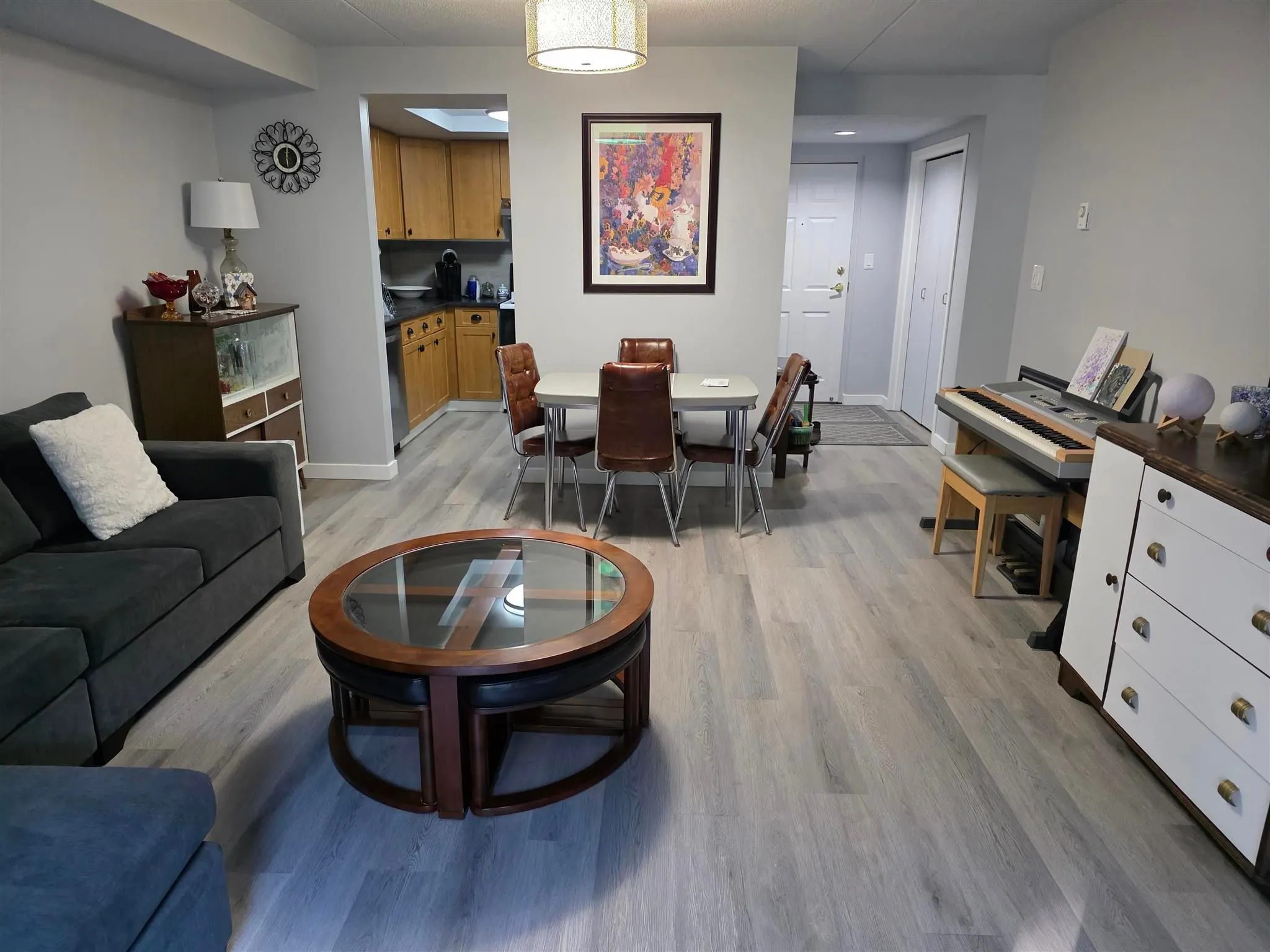 303 MacDonald Avenue #208