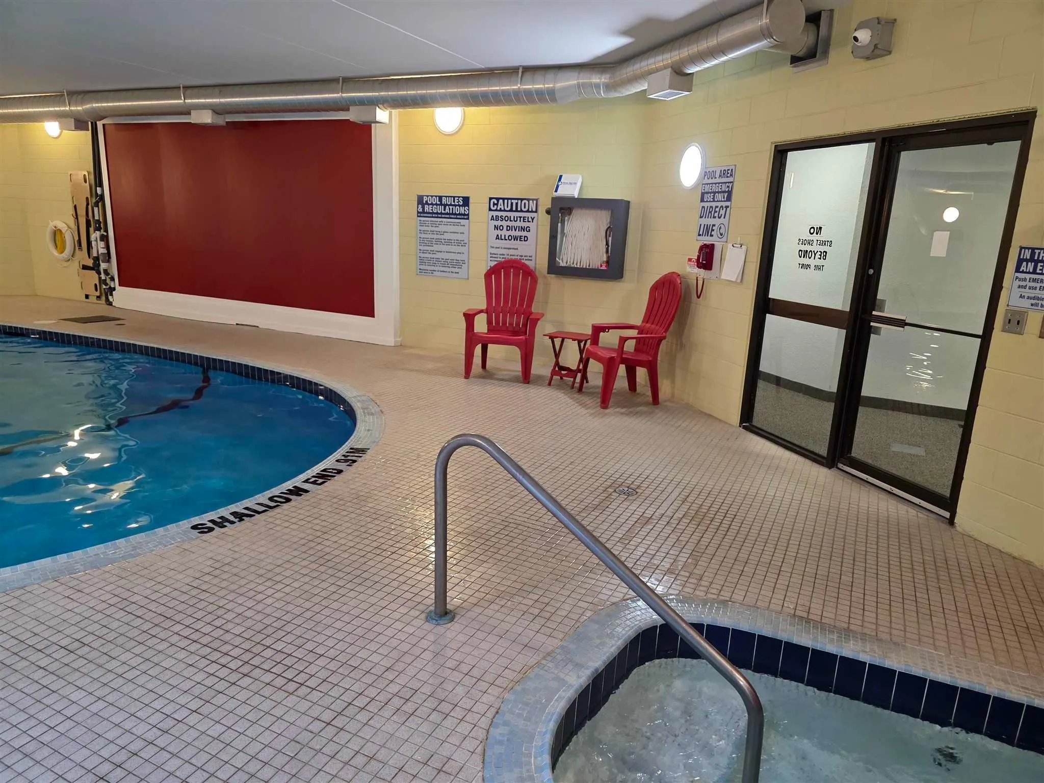 303 MacDonald Avenue #208