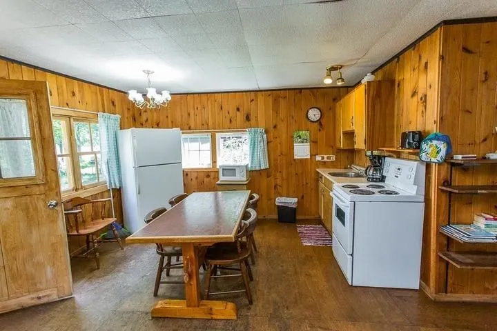 6688 Highway 129