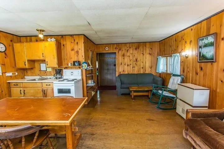 6688 Highway 129