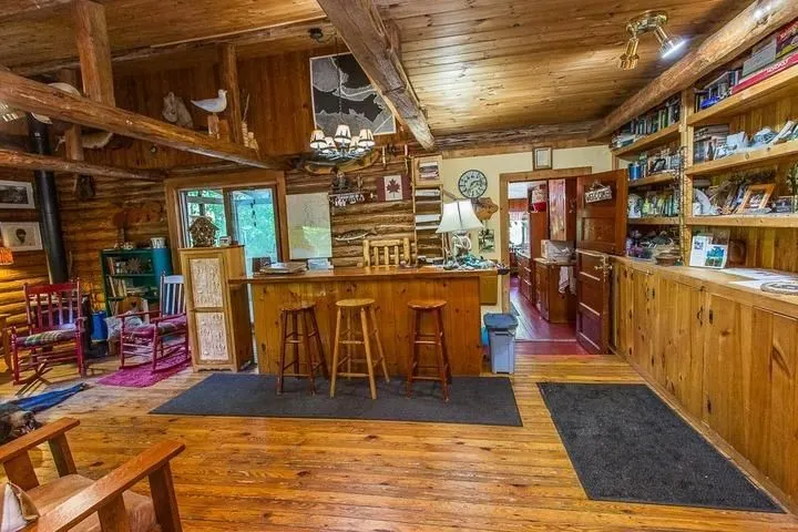 6688 Highway 129