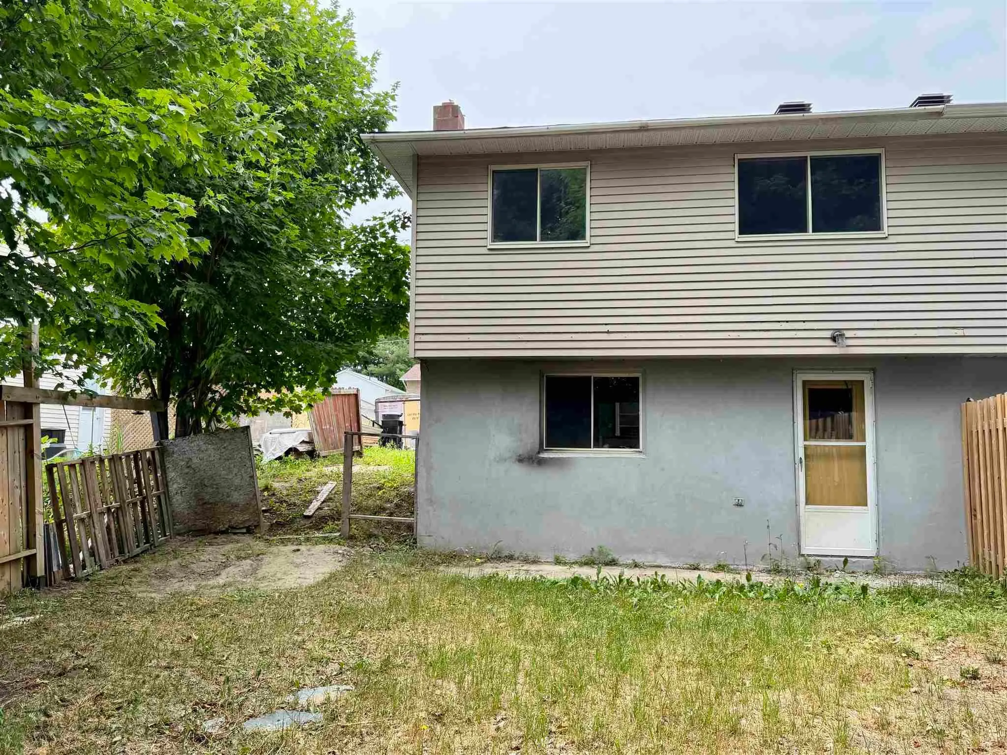 21 LaPrairie Crescent