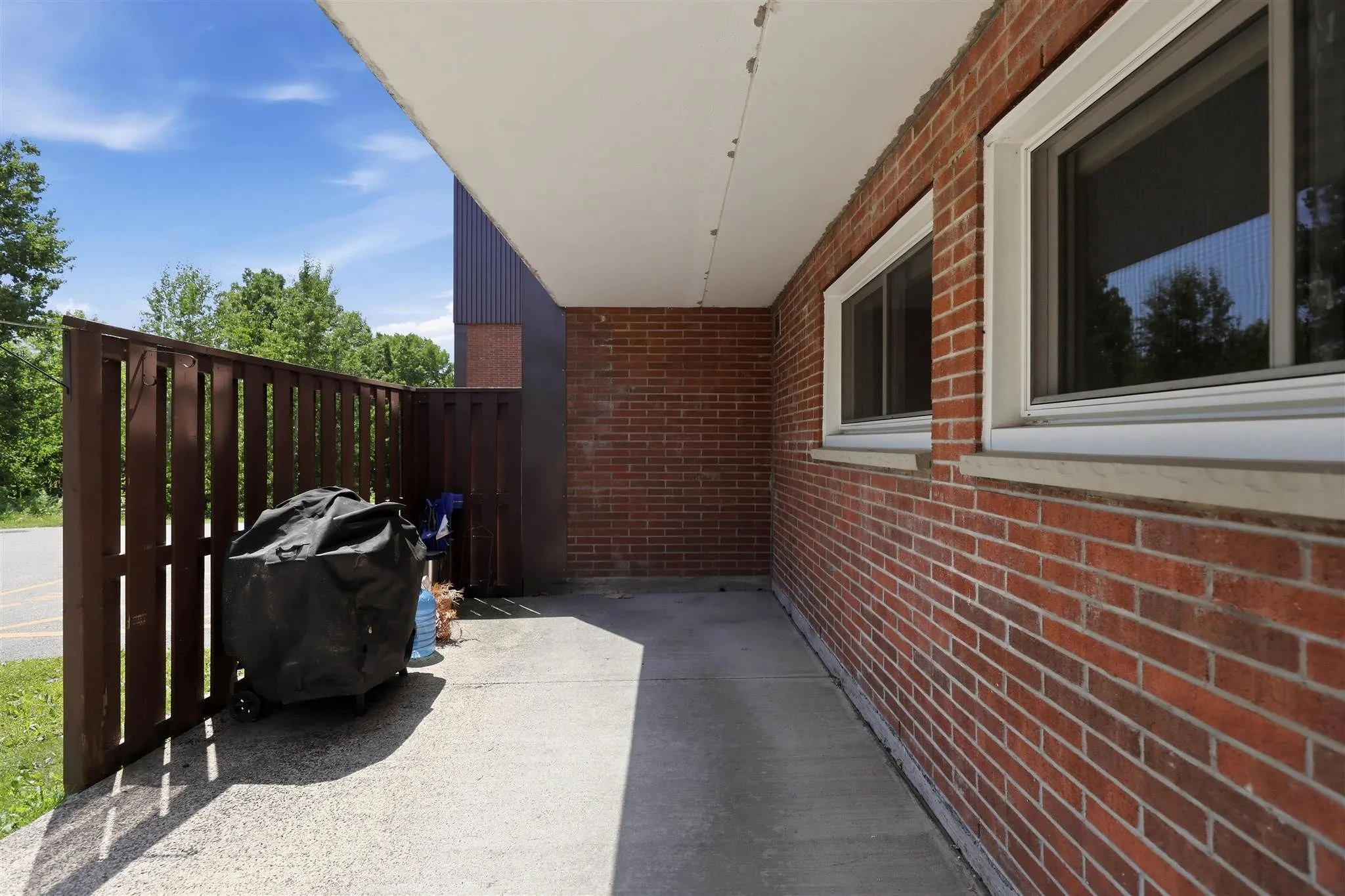 313 MacDonald Avenue #211