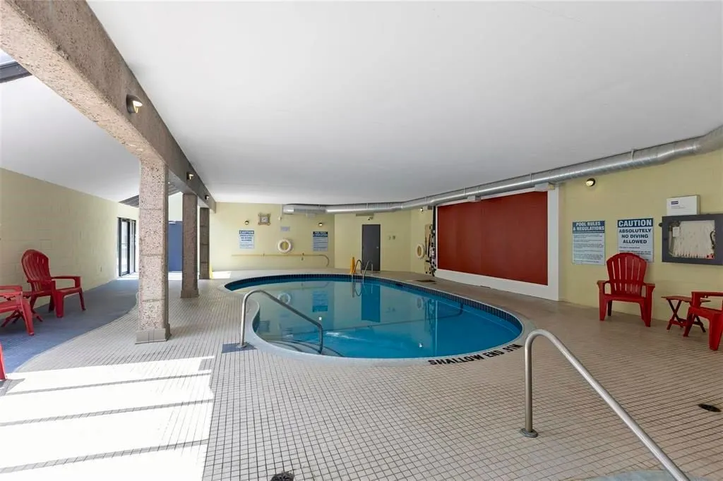 313 MacDonald Avenue #211