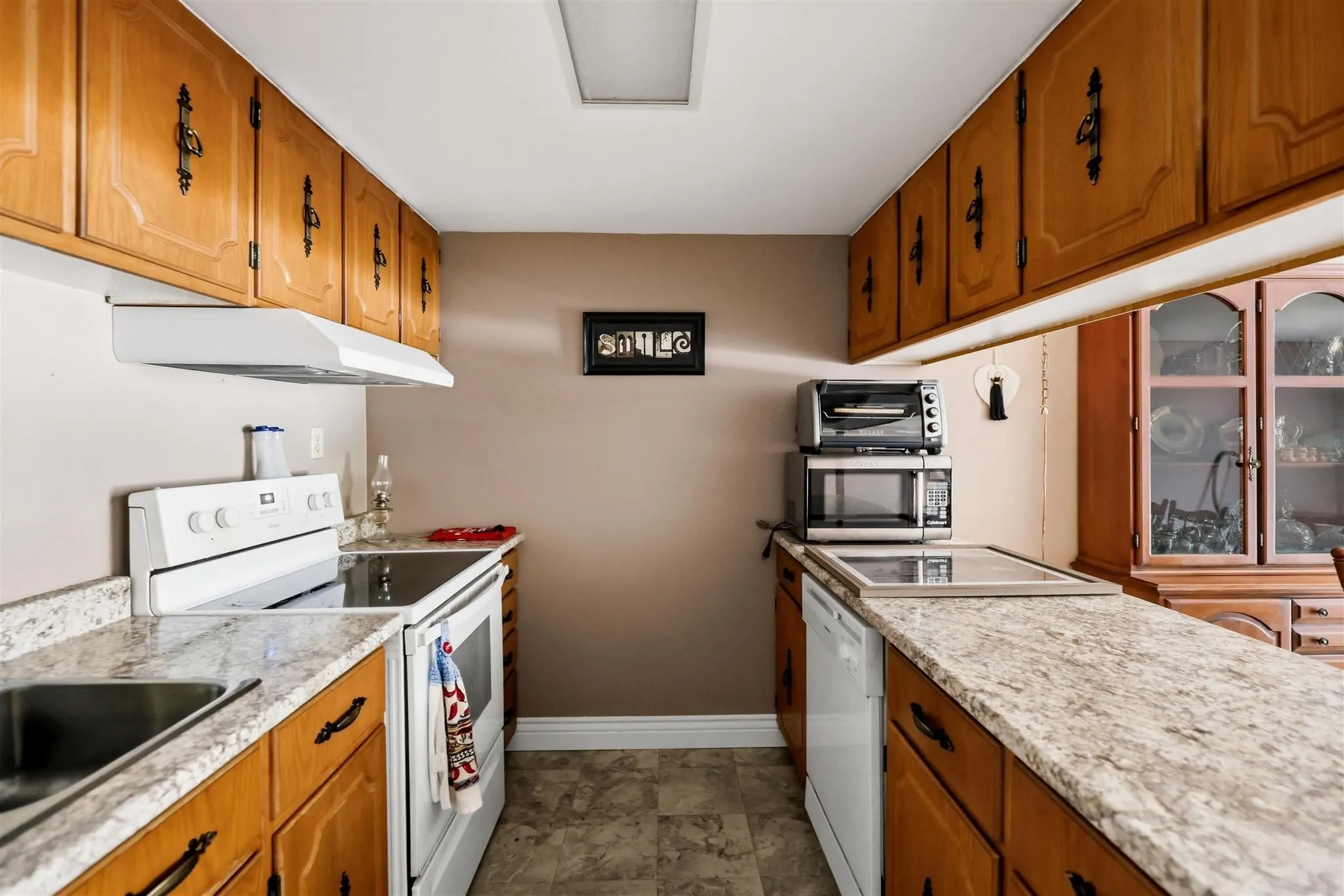 313 MacDonald Avenue #211