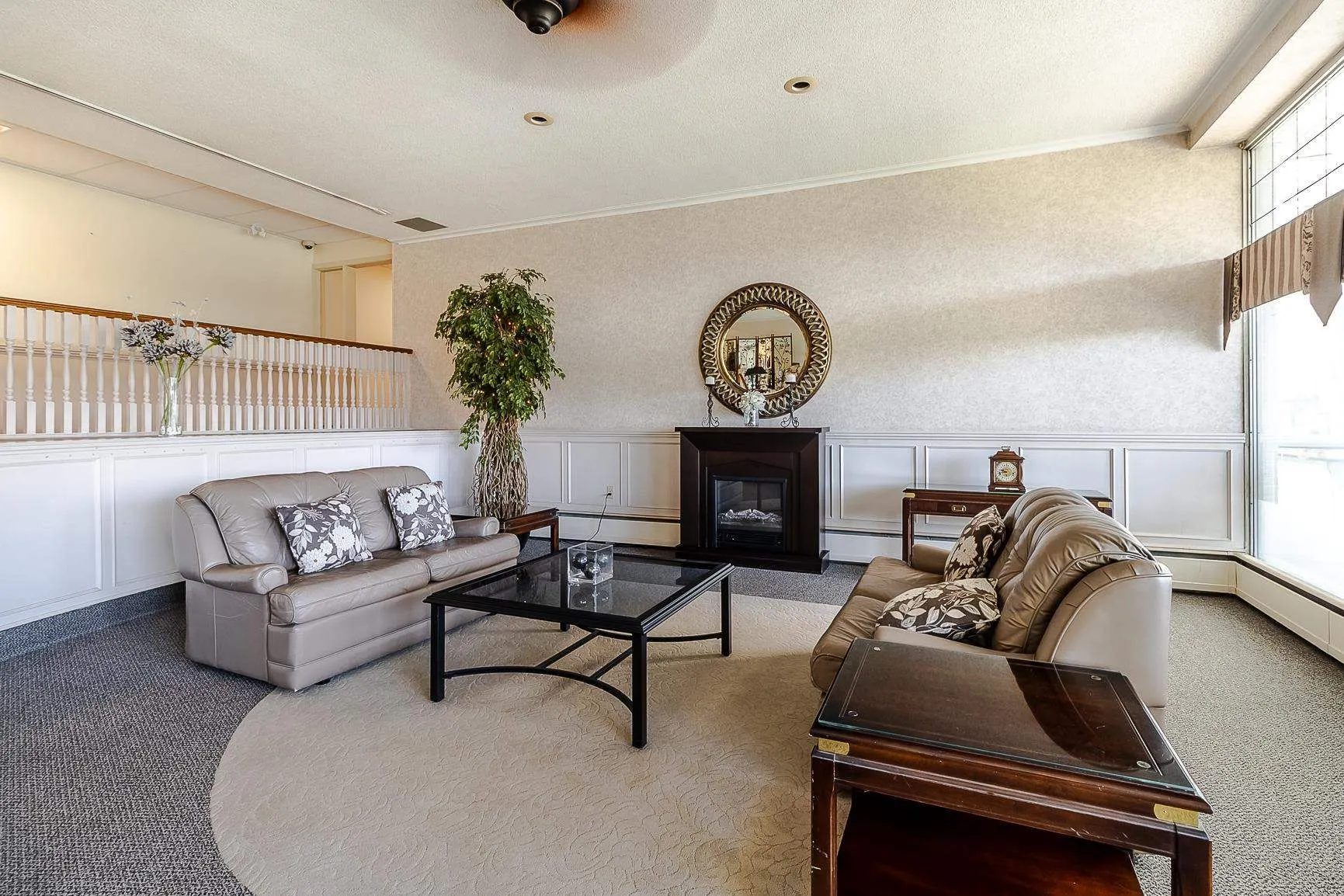 99 Pine Street #202