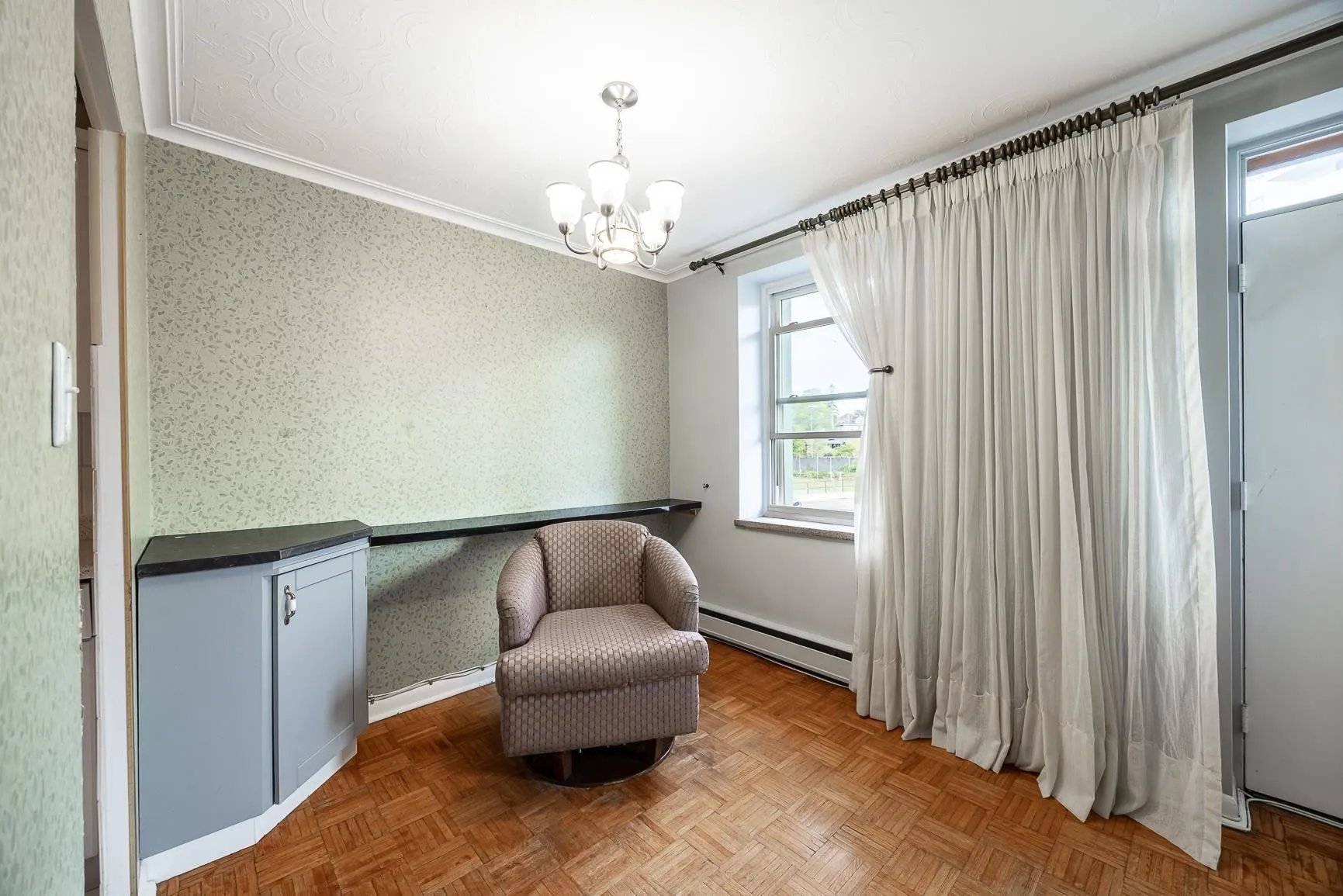 99 Pine Street #202