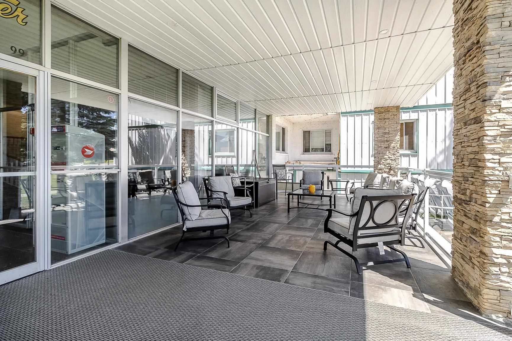 99 Pine Street #202