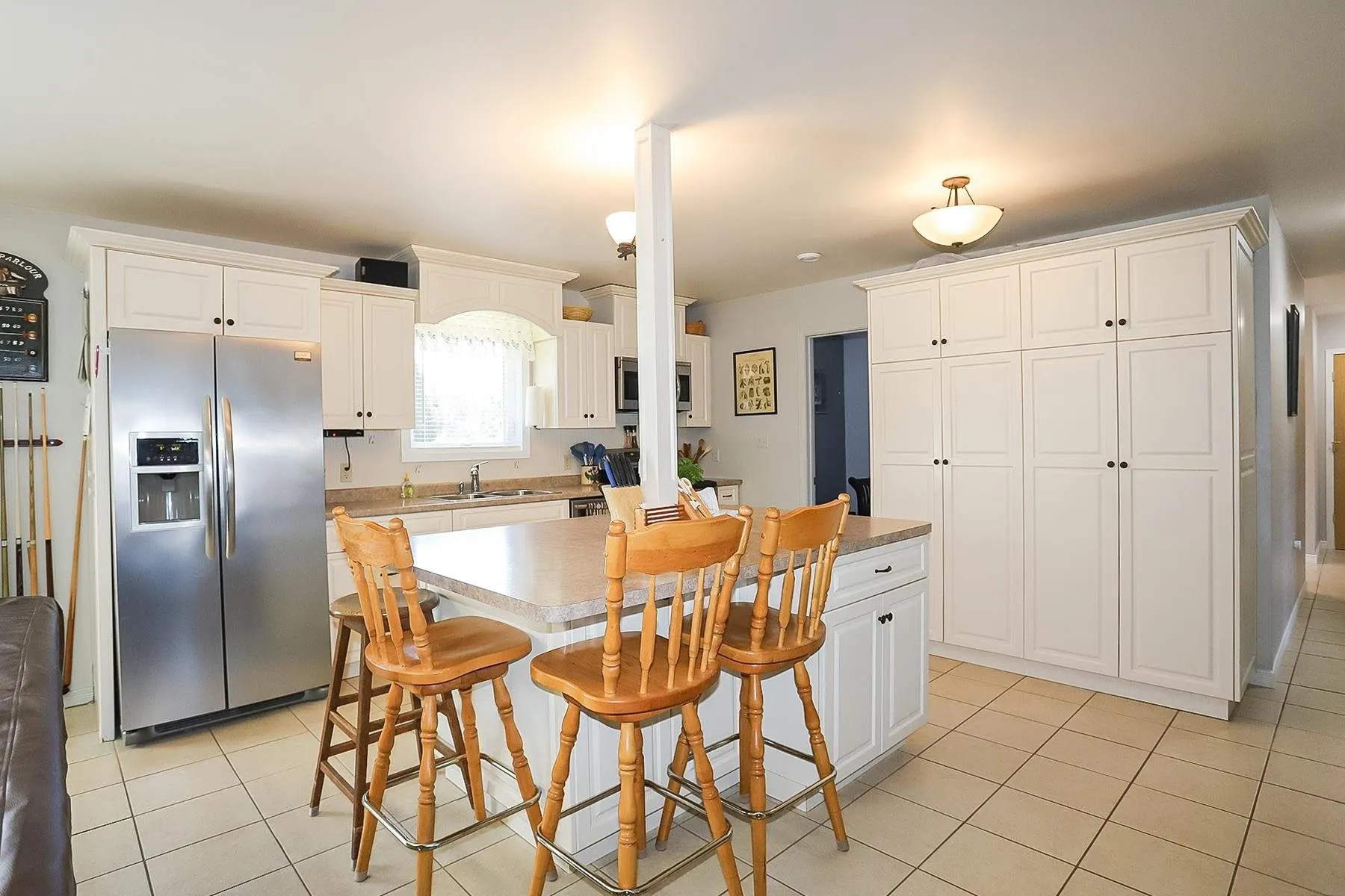 2233 Hilton Road