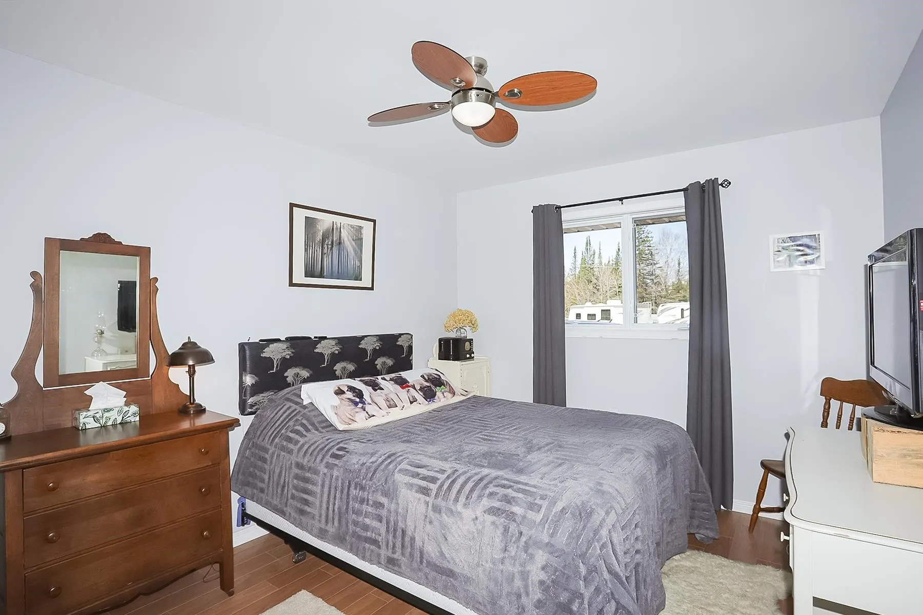 2233 Hilton Road