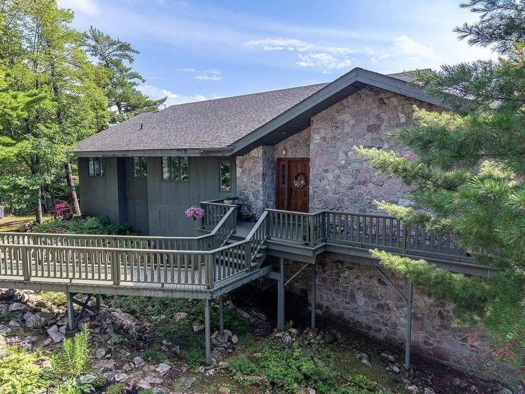 625 FINNS BAY Road