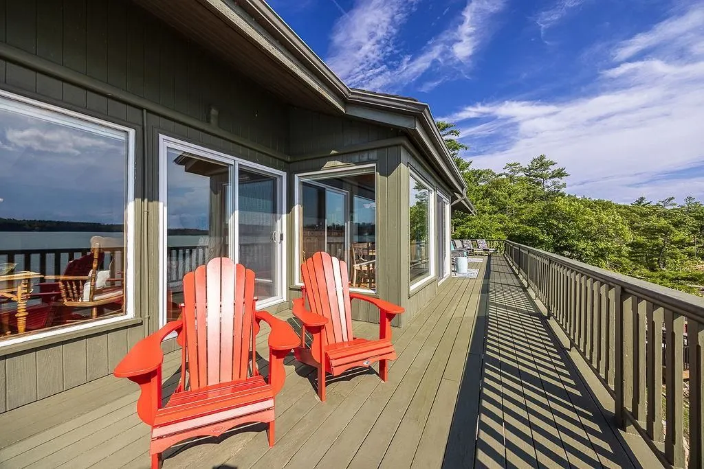 625 FINNS BAY Road