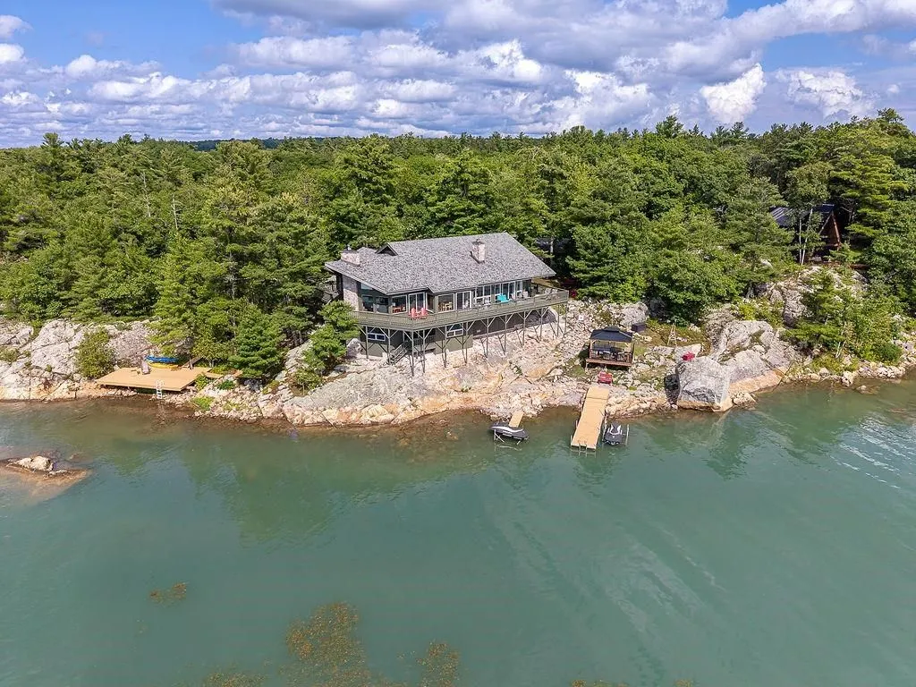 625 FINNS BAY Road