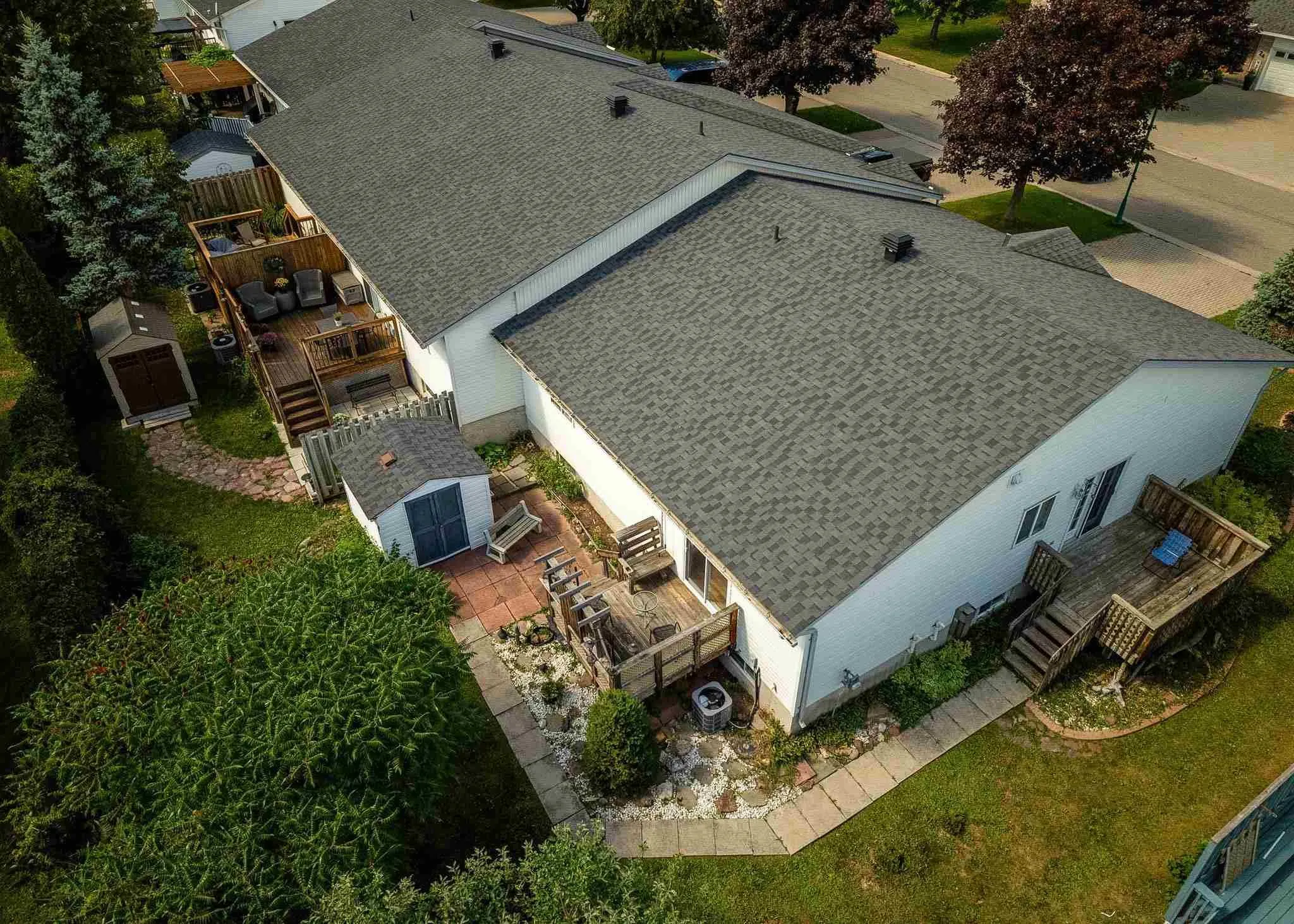 27 Village Court