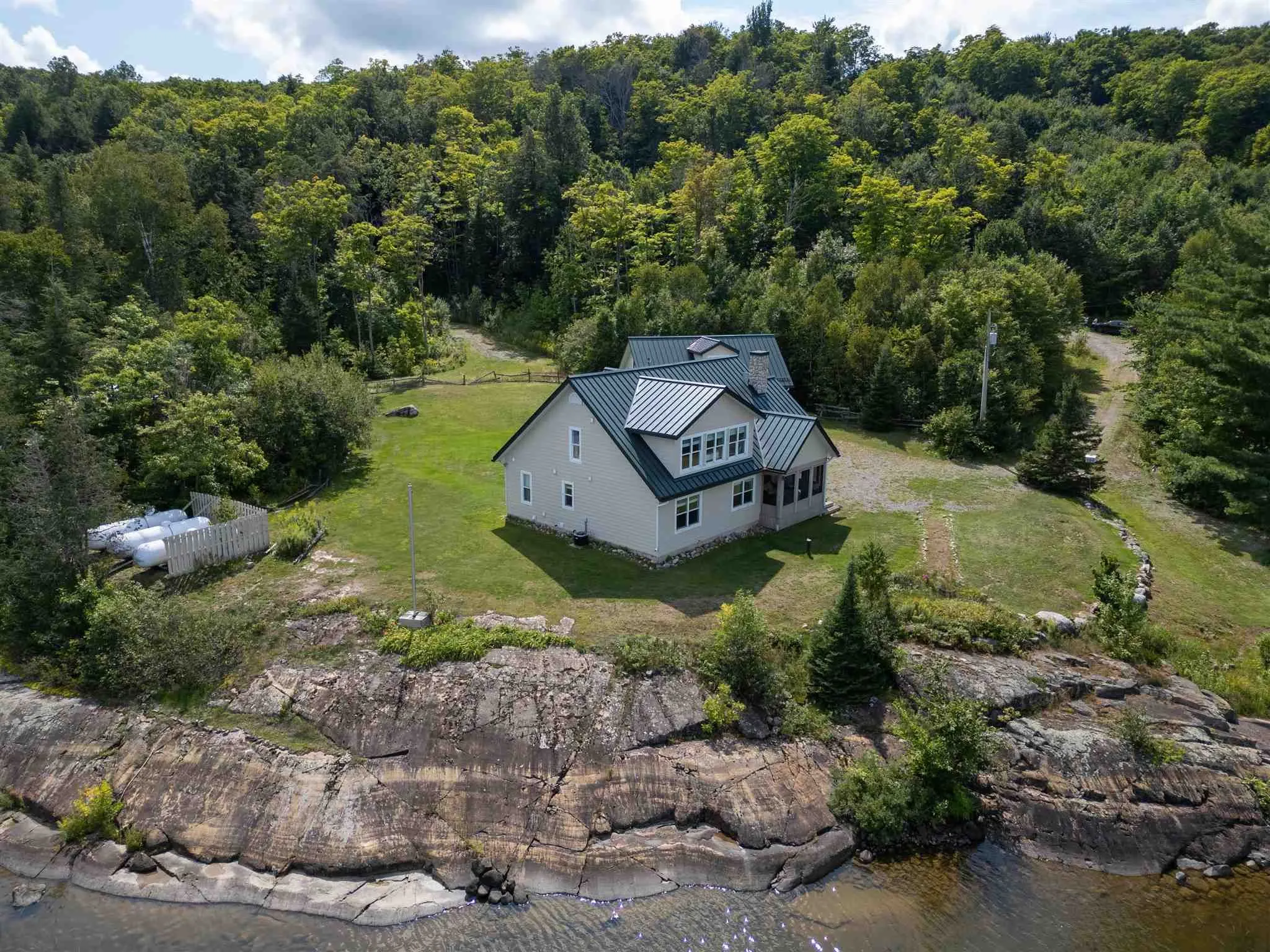 2129 Centre Line Road