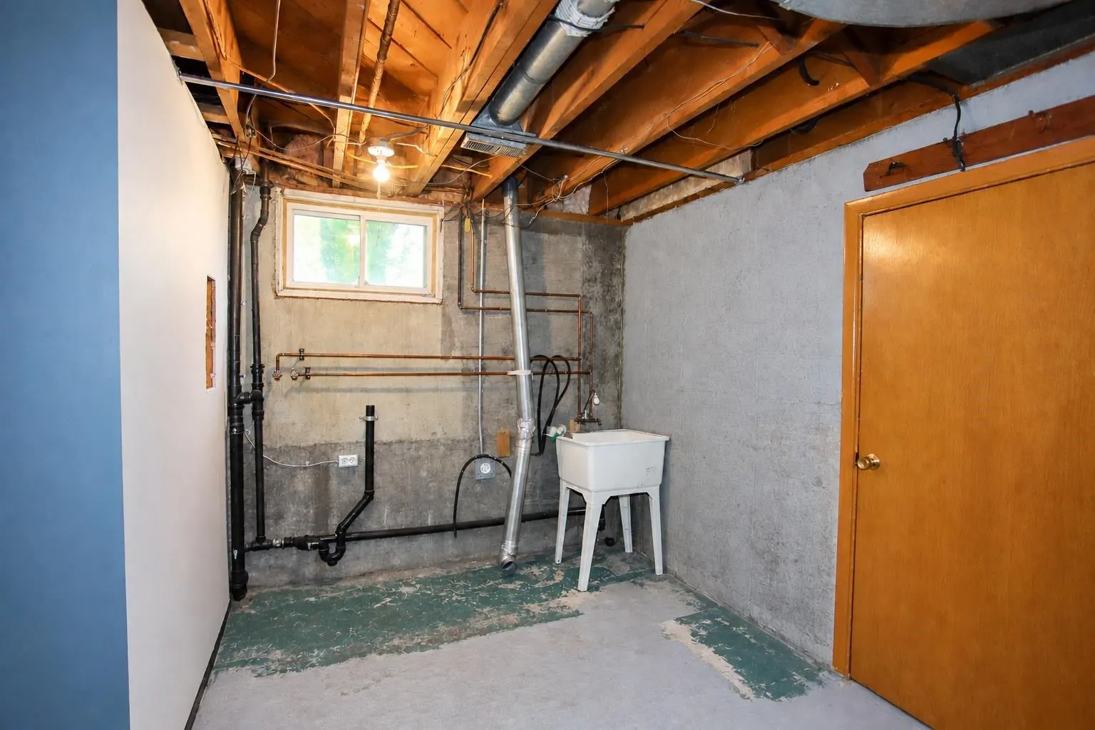 382 Farwell Terrace