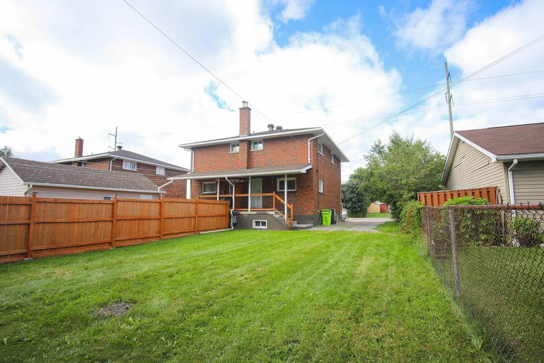 382 Farwell Terrace