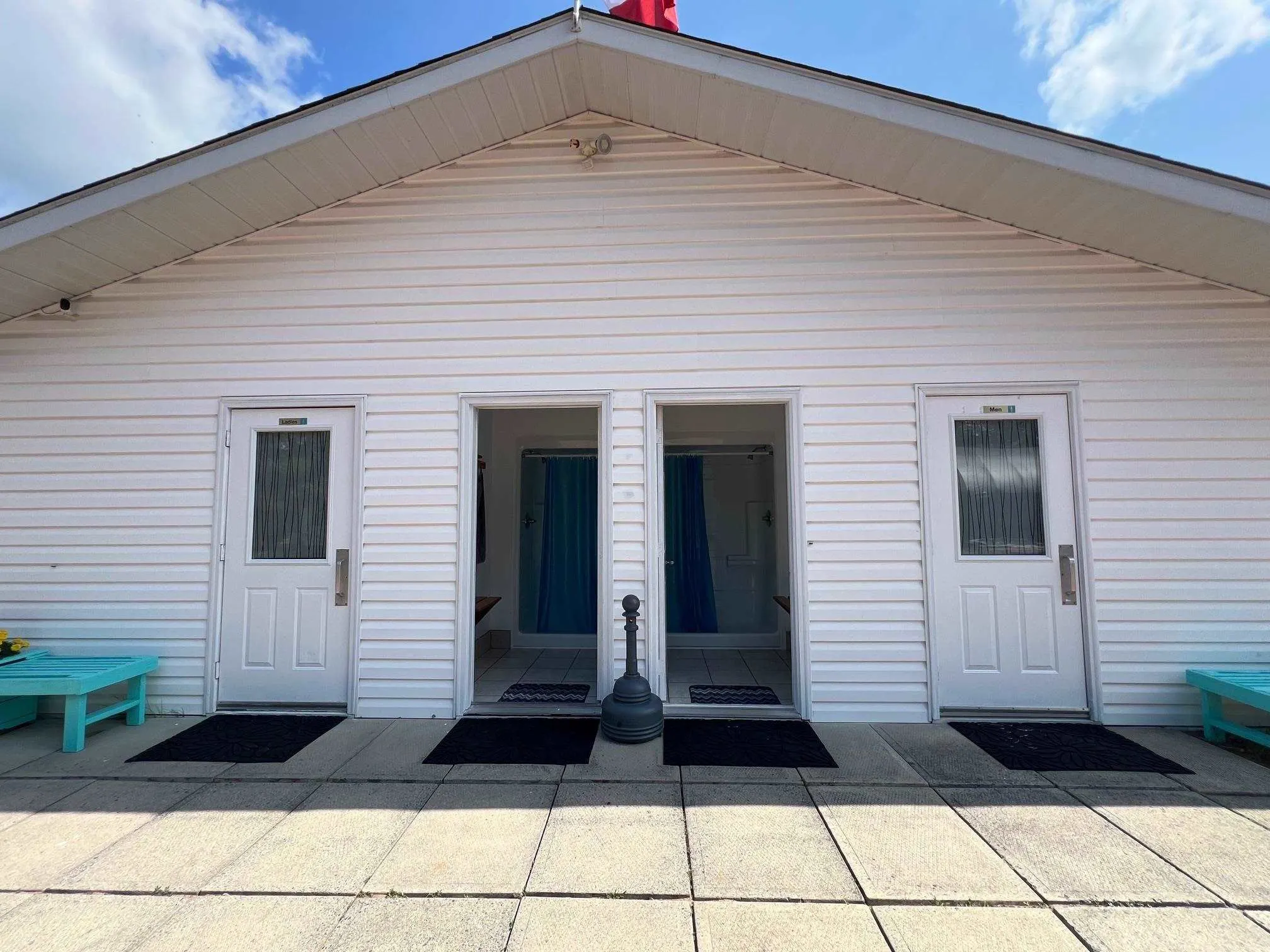 2233 Hilton Road