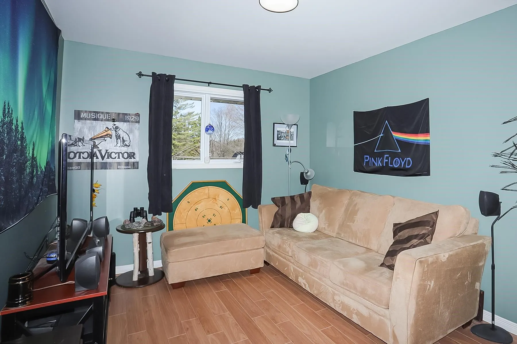 2233 Hilton Road