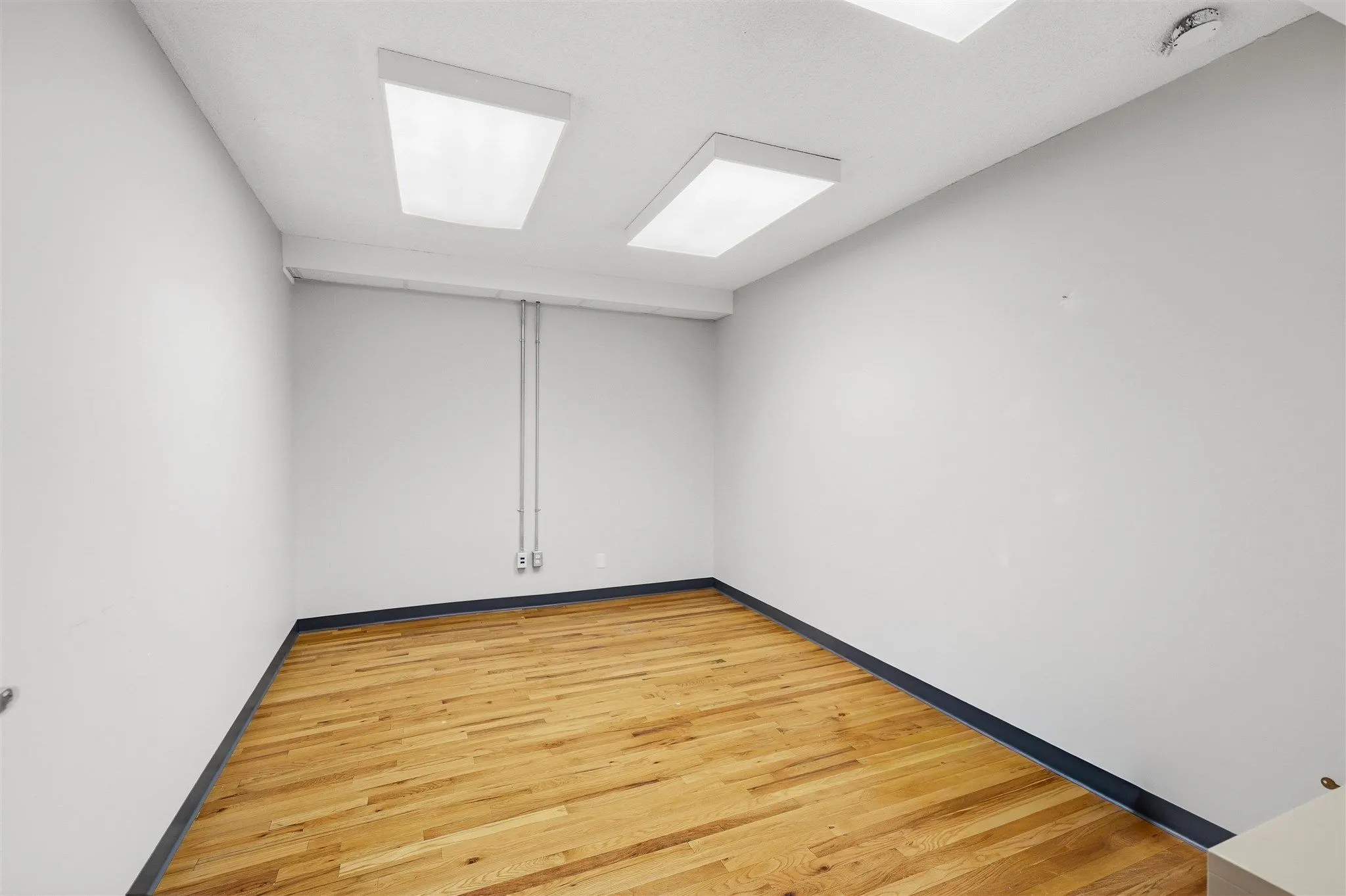 258 Queen Street E