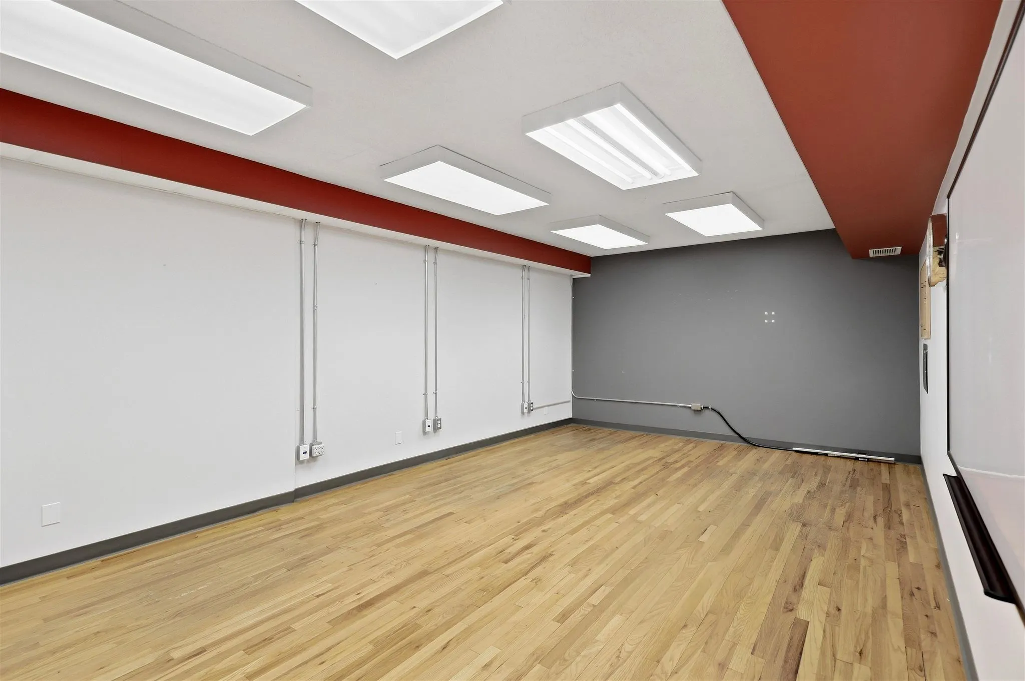 258 Queen Street E