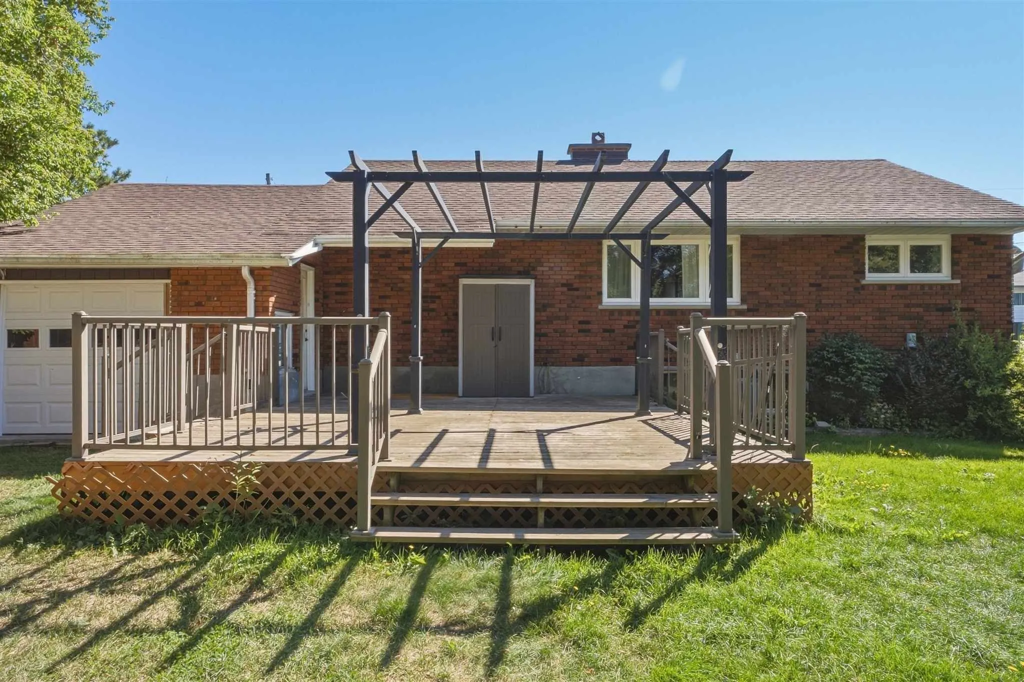 37 Huron Avenue
