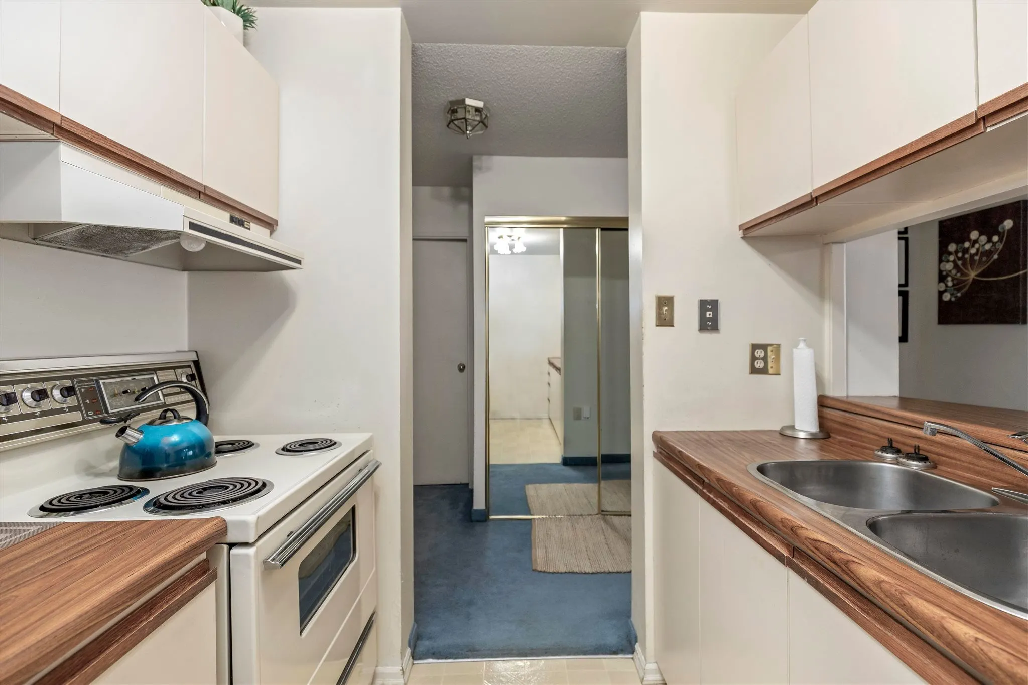 89 Pine Street #207