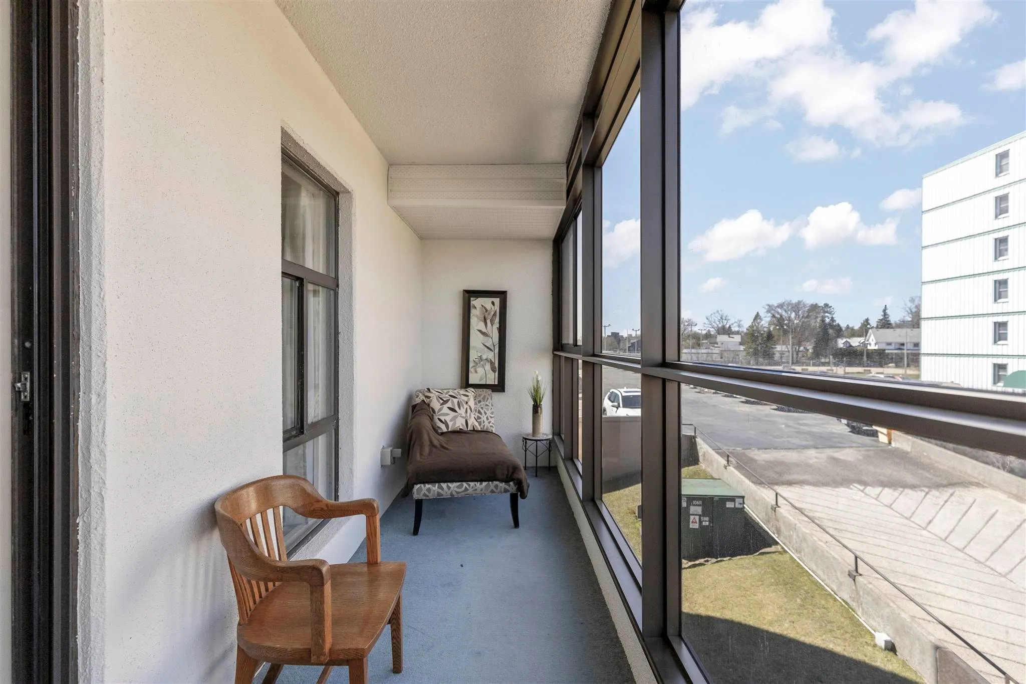 89 Pine Street #207