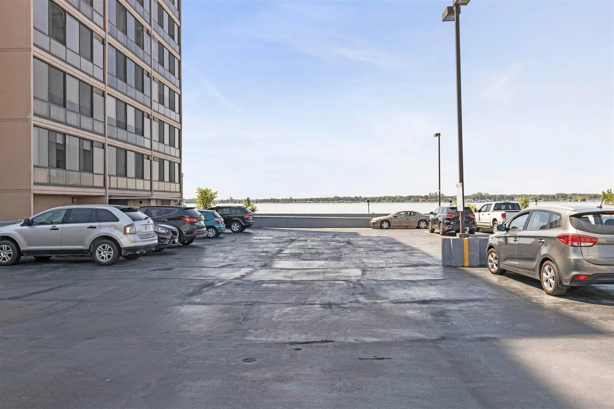 89 Pine Street #207