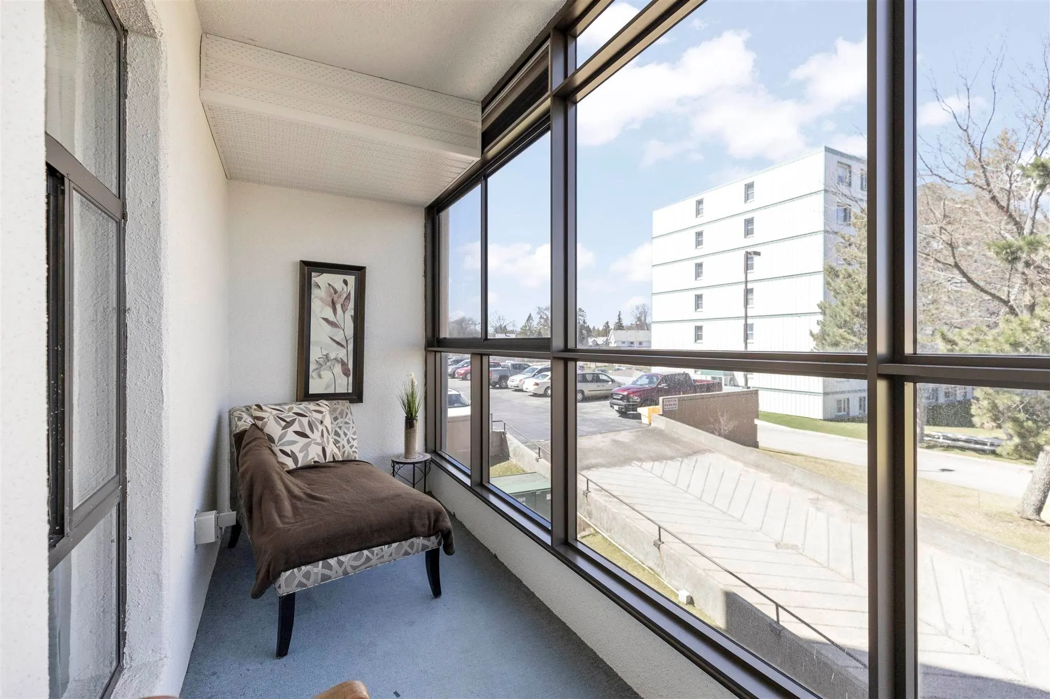 89 Pine Street #207