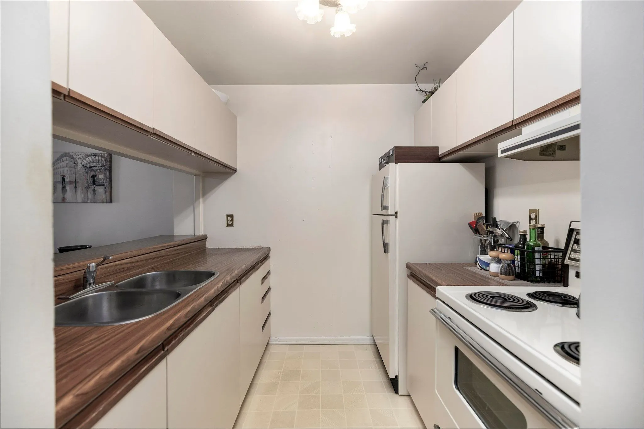 89 Pine Street #207