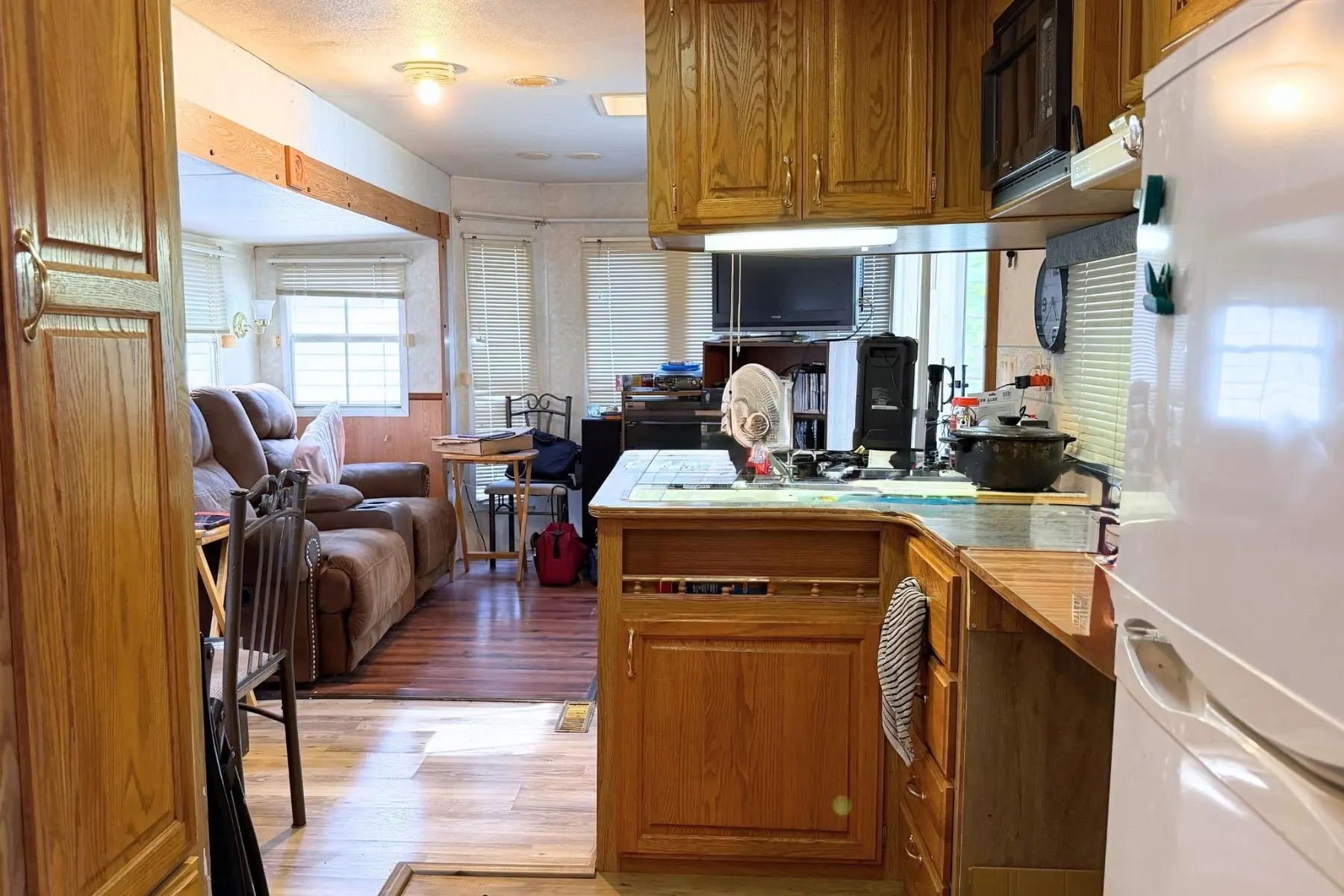 15410 Highway 17