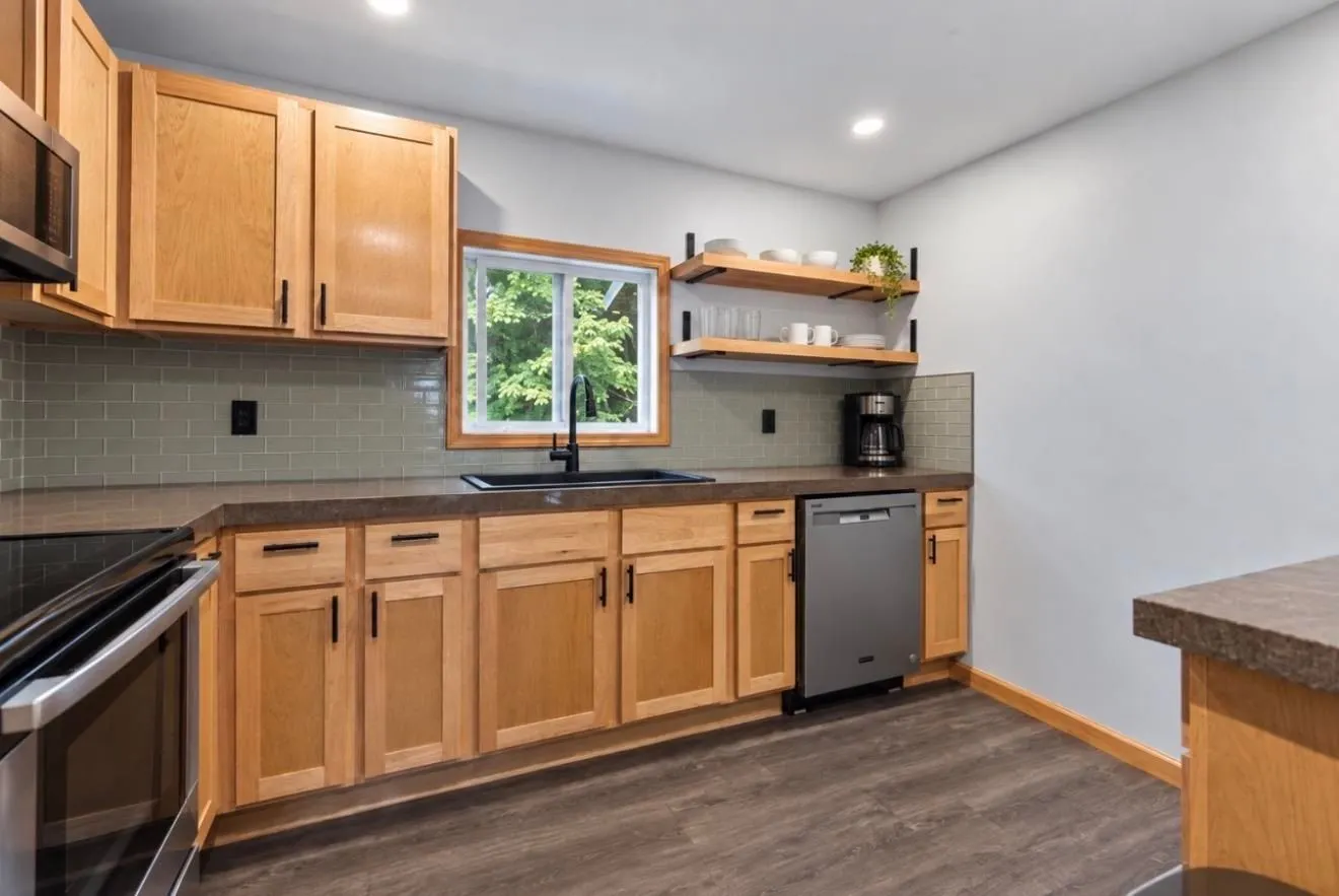 24 Olar Road