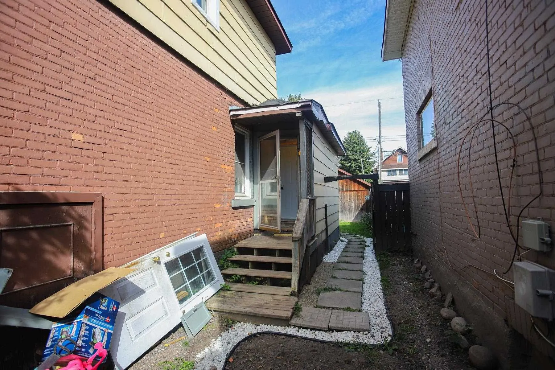 280 Albert Street
