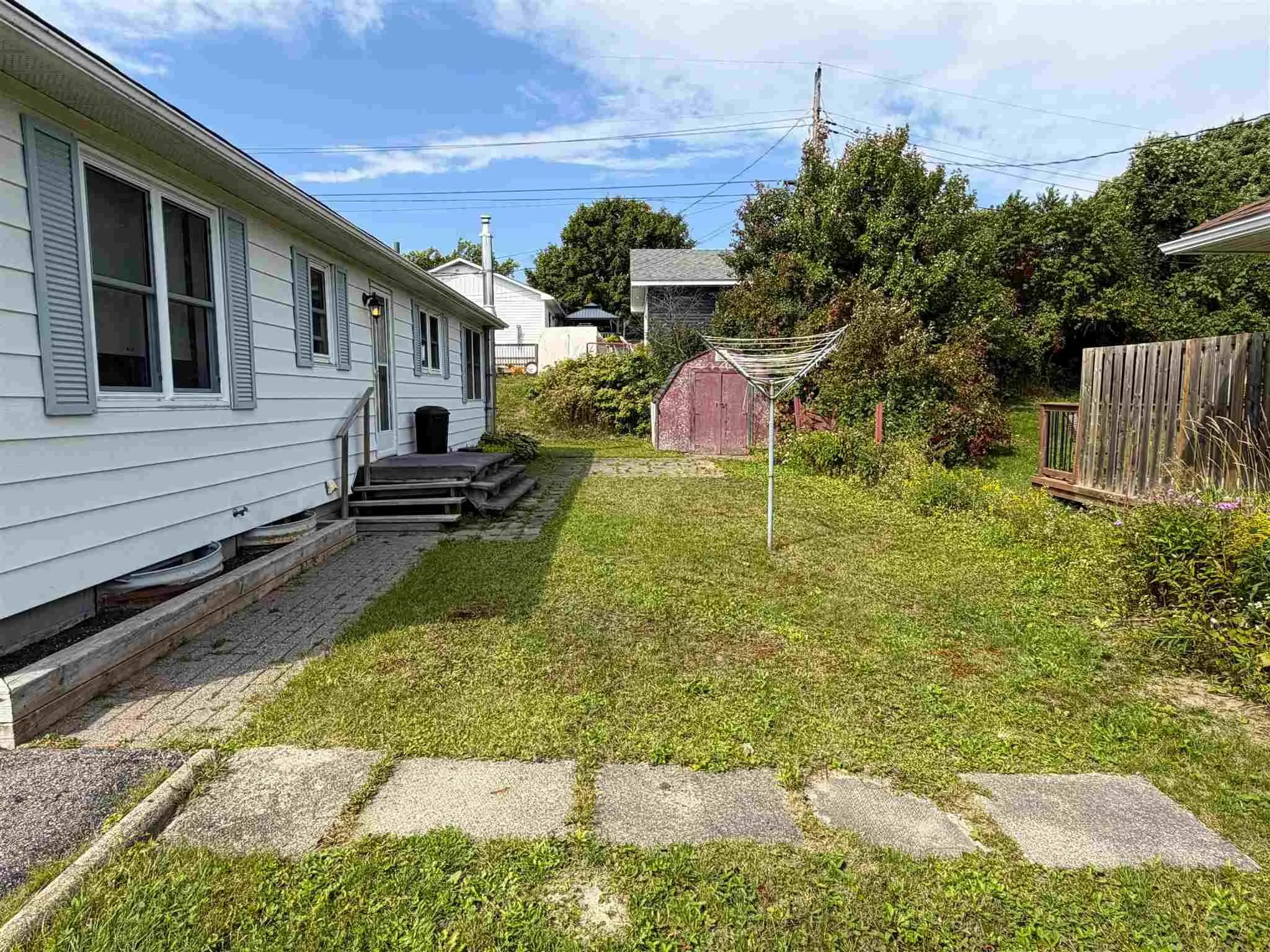 2 Tecumseh Road