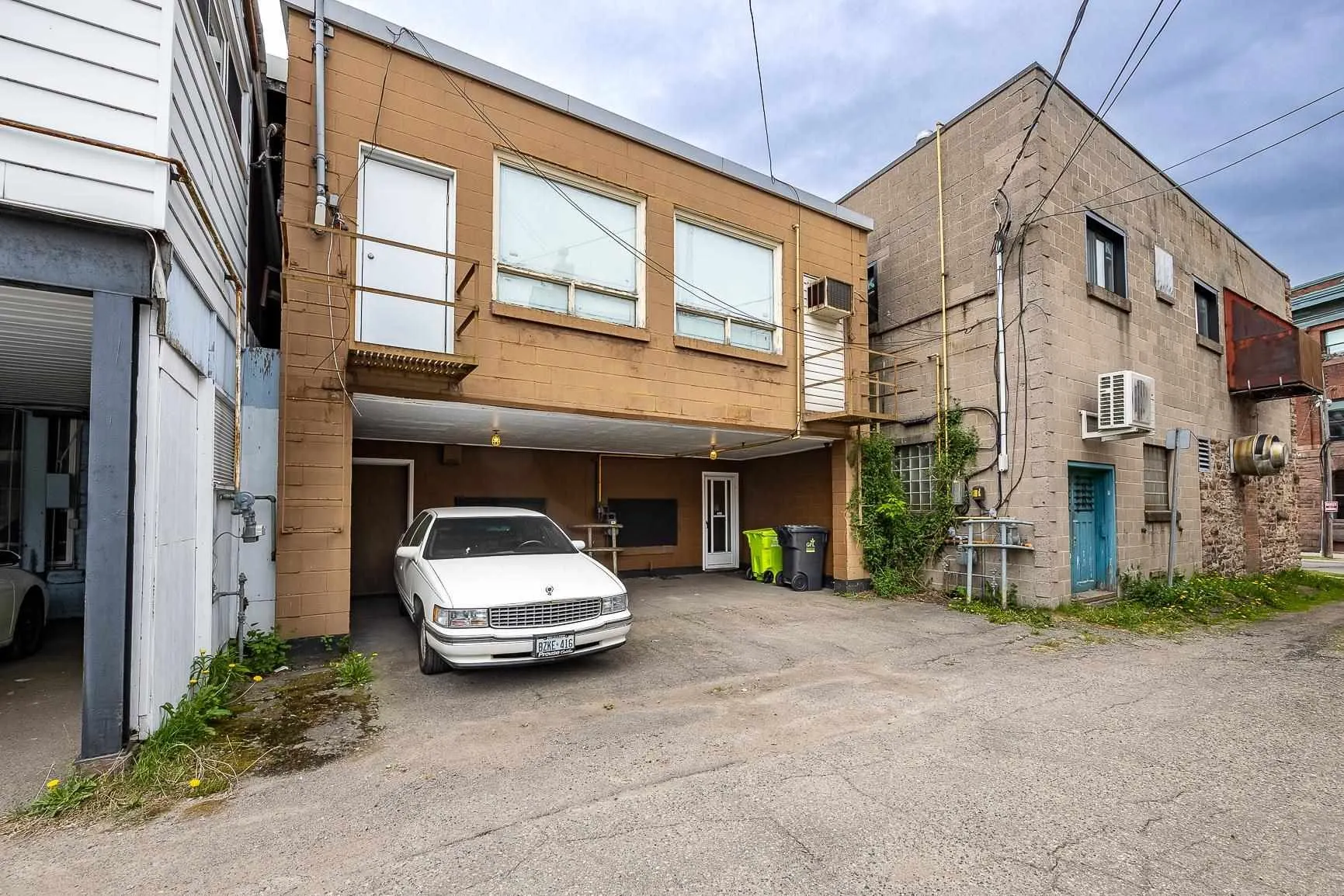 716-718 Queen Street