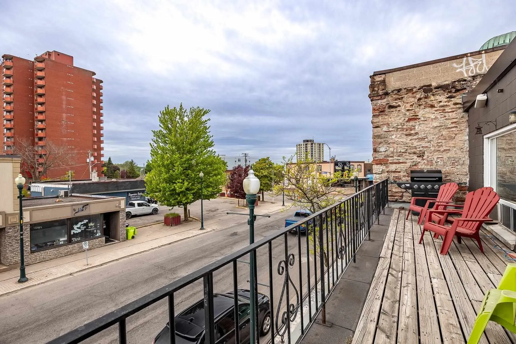 716-718 Queen Street