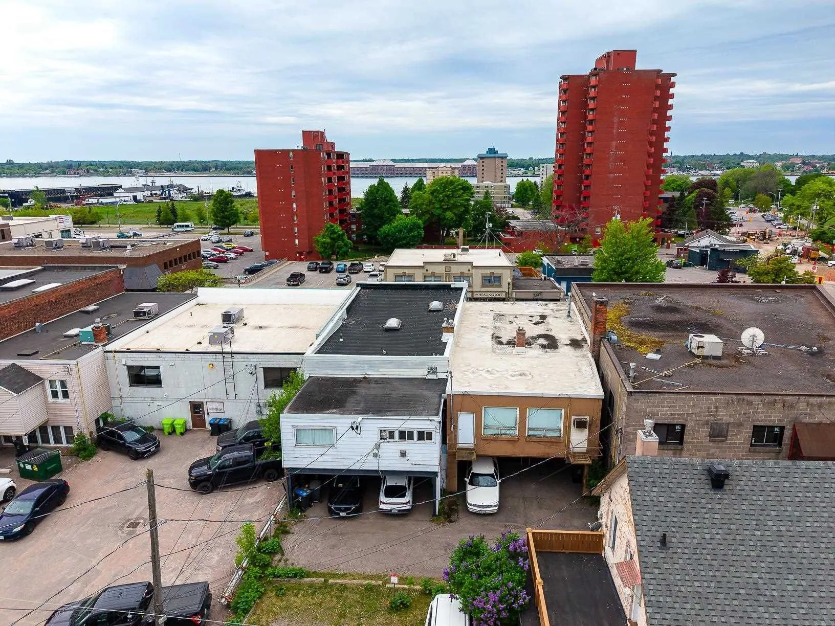 716-718 Queen Street
