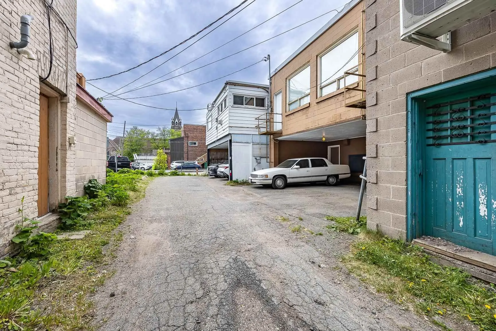 716-718 Queen Street