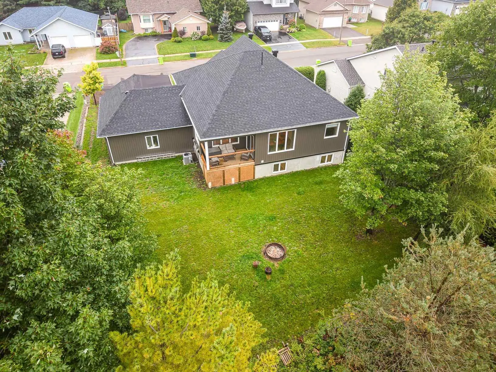 126 Queensgate Boulevard