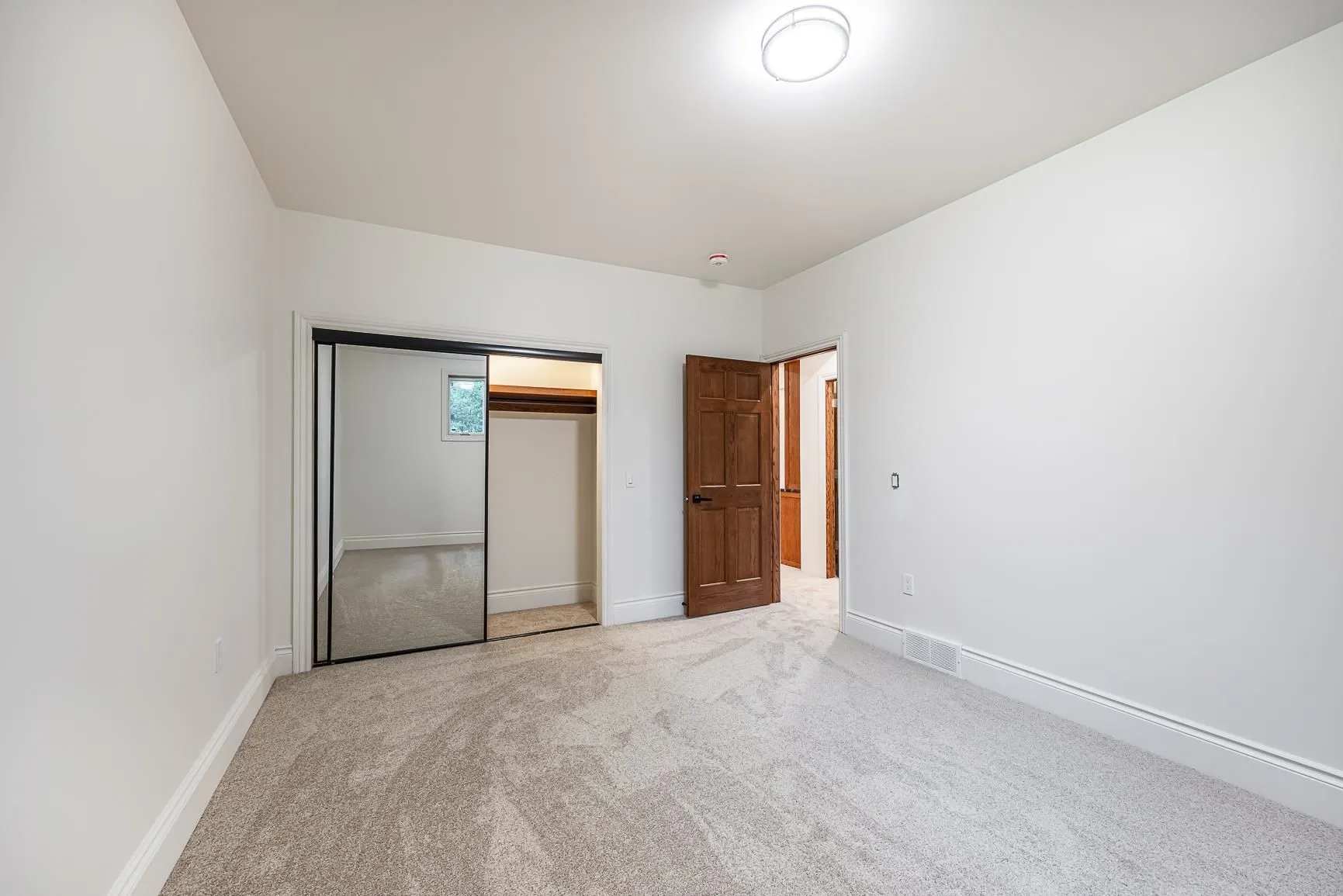 126 Queensgate Boulevard